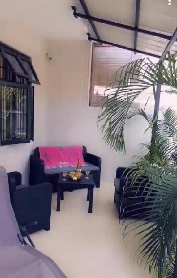 Residence Frangipani Pereybere Beach ภายนอก รูปภาพ